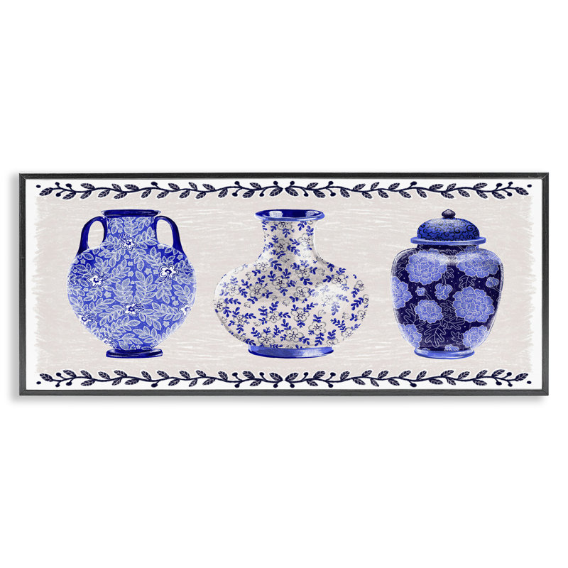 Vases traditionnels bleus encadrés par Raquel Maciel, H 10 po x l 24 po, Giclée encadrée noir minuit