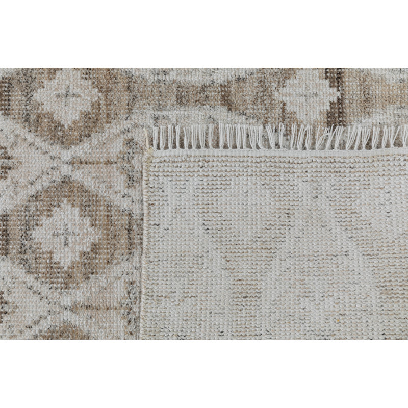 Faymont Hand Knotted Polyester Indoor/Outdoor Rug, Sand, 3'x5'
