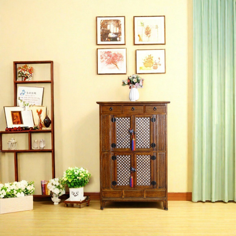 Armoire de rangement élégante avec trois tiroirs