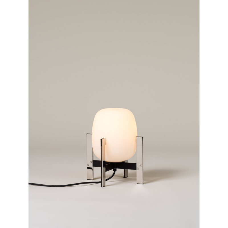 Metal Globe Lamp