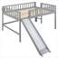 Lit plateforme mezzanine bas pour chambre à coucher, pin neutre gris pleine grandeur avec échelle et glissoire amovible-129380675
