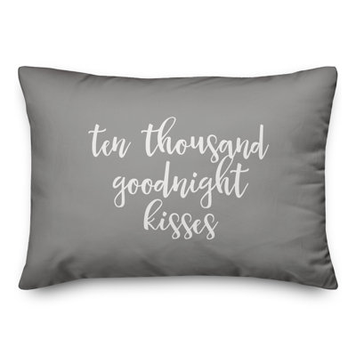  Coussin Ten Thousand Goodnight Kisses