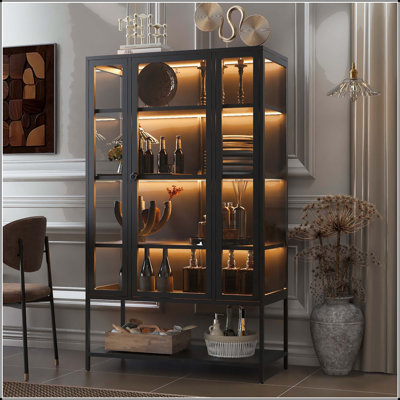 Grande vitrine 67,25 po en fer avec verre à 3 côtés et lumières DEL