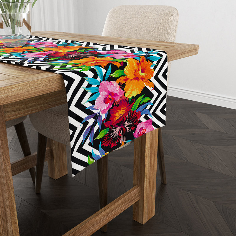 Dardanelle Table Runner