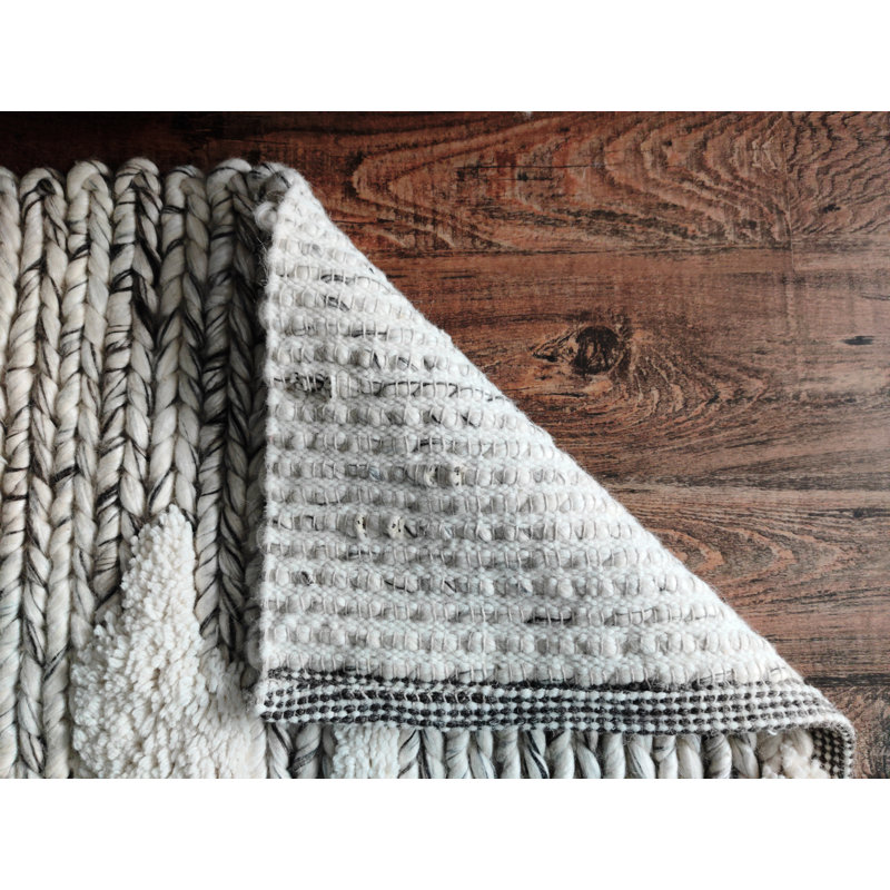 Tapis d'intérieur ivoire / taupe tissé à la main Rectangle Malyna, Rectangle 2 pi 3 po x 8 pi