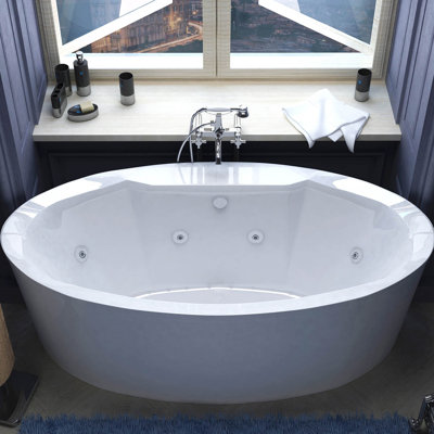 67.18'' x 33.43'' Freestanding Bathtub