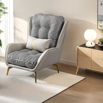 Ergonomic metal-framed leisure chair