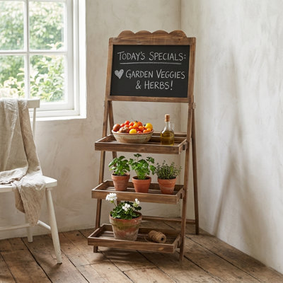 Tableau noir sur pied en bois
