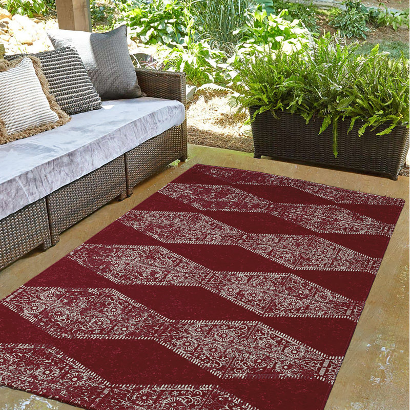 Tapis mauve rayé tissé à la machine Xenia, Rond 5 pi
