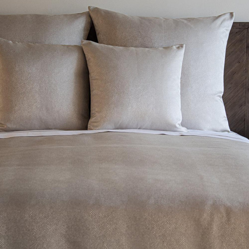 Komodo Coverlet, Queen Coverlet / Bedspread, Pearl