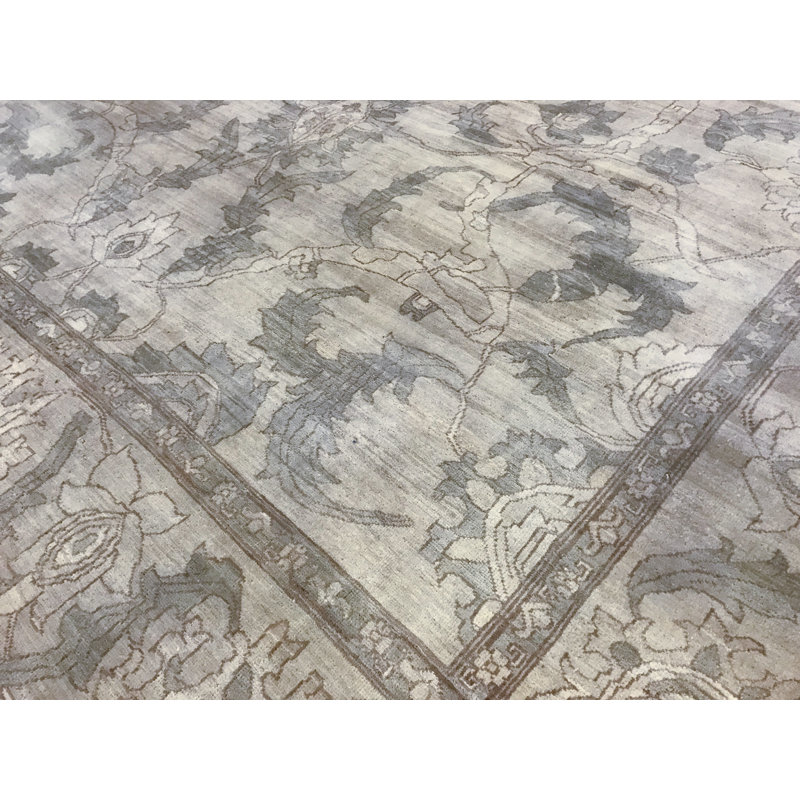 Tapis rose foncé de haute qualité noué à la main