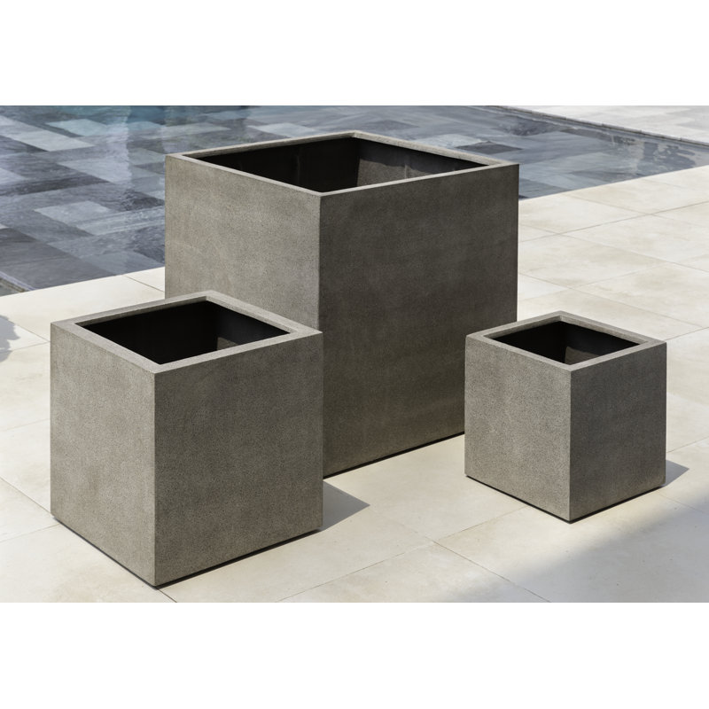 Farnley Planter Box, 23.5" H x 23.5" W x 23.5" D, Riverstone Premium Lite, 1
