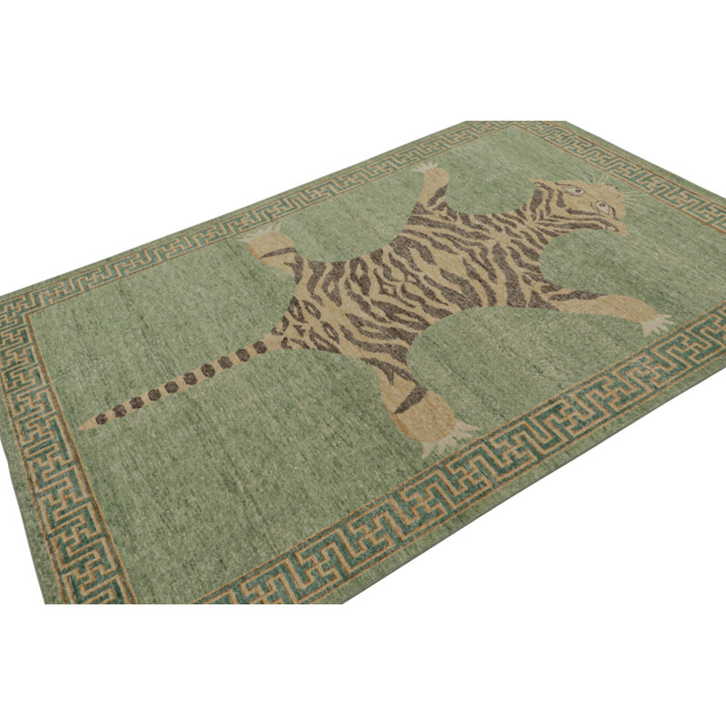 Distressed Homage Hand Knotted Wool Animal Print Area Rug, Rectangle 6' x 9'