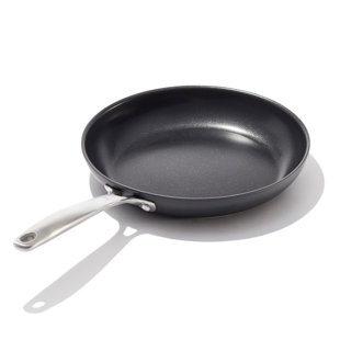 OXO Obsidian Carbon Steel 12 Frypan with Silicone Sleeve
