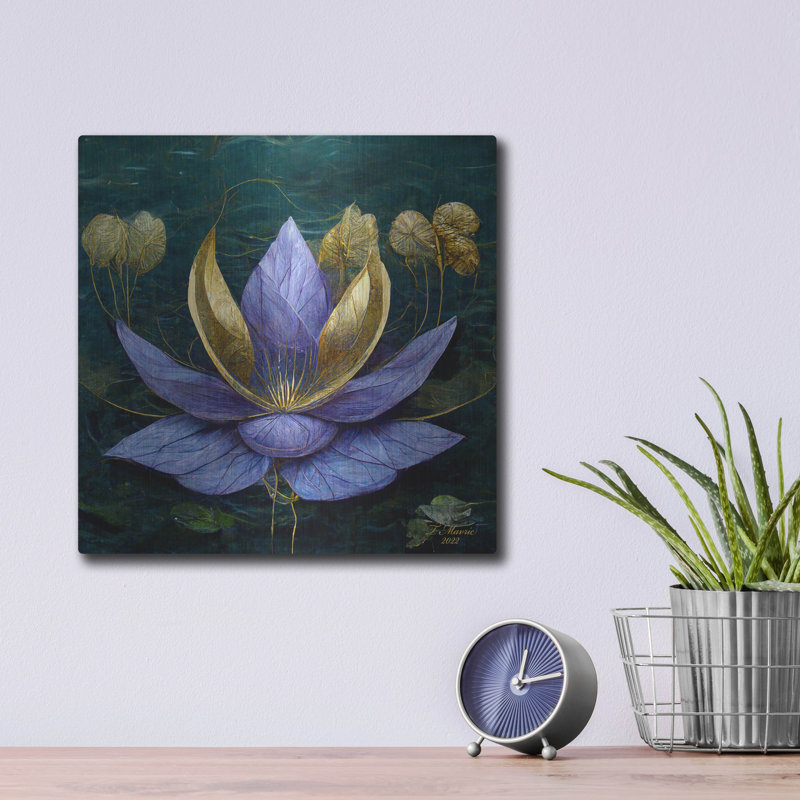 Lotus bleu doré par Tanya Mavric, H 12 po x l 12 po