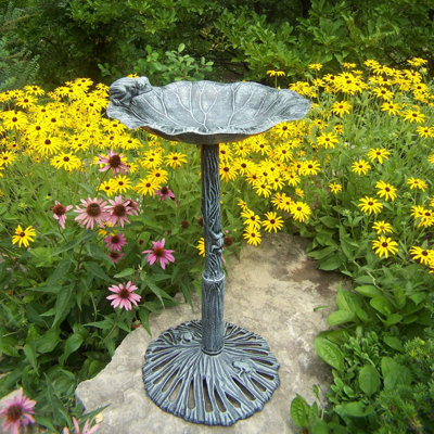 Ditmas Metal Pedestal Birdbath