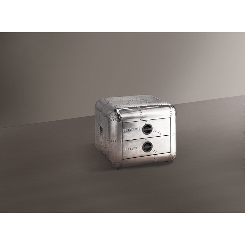 Table carrée en aluminium 2 - pour un usage quotidien et pratique