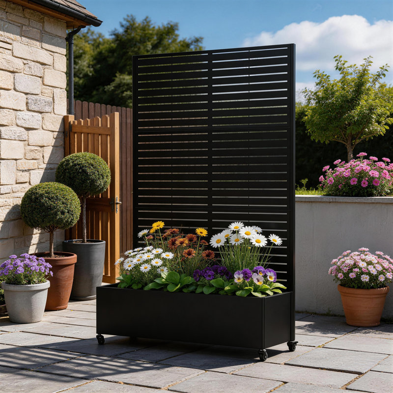 Boîte à fleurs en métal avec treillis Delaney, H 70,8 po x l 47,2 po x P 15,7 po, Black