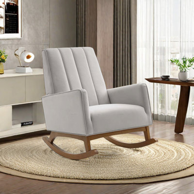 Chaise berçante simple en bois massif