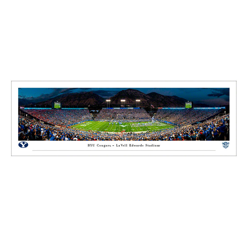 Imprimé panoramique de football BYU, H 13,5 po x l 40 po x P 0,1 po, Unframed