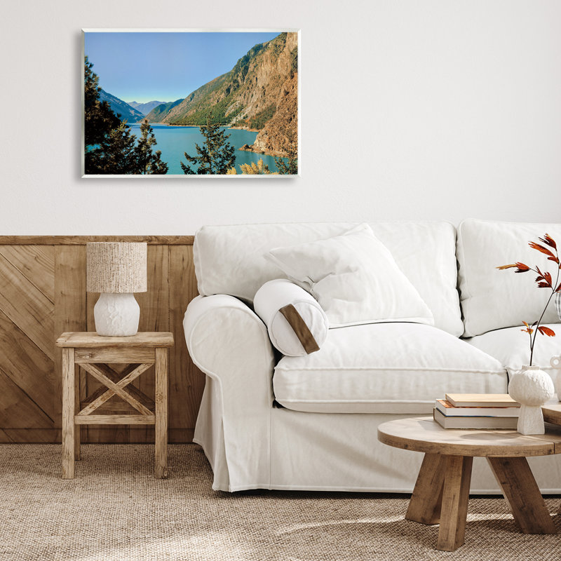Plaque murale Golden Peaks over River, design par Madison Starnes, photographie, H 13 po x l 19 po