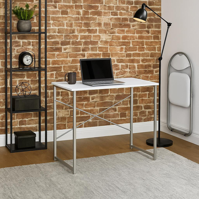 Harbour Housewares - Wooden Computer Desk, White, Silver
