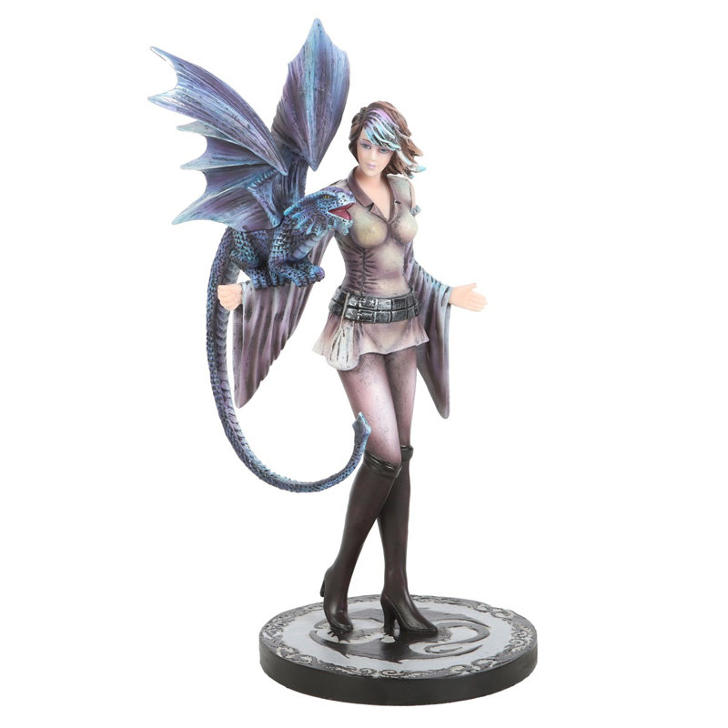 Middleborough Figurines & Sculptures