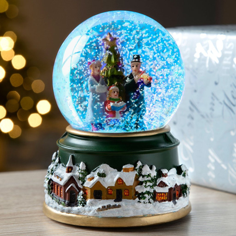Christmas Snow Globe