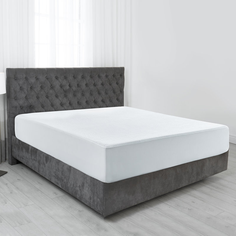 Protège-matelas ajusté en poly-coton imperméable et hypoallergénique, Simple