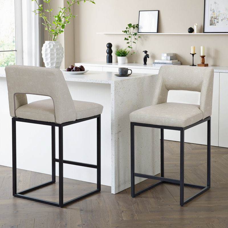 Tabourets de bar 26 po Cindina, Siège beige / structure noire, 2