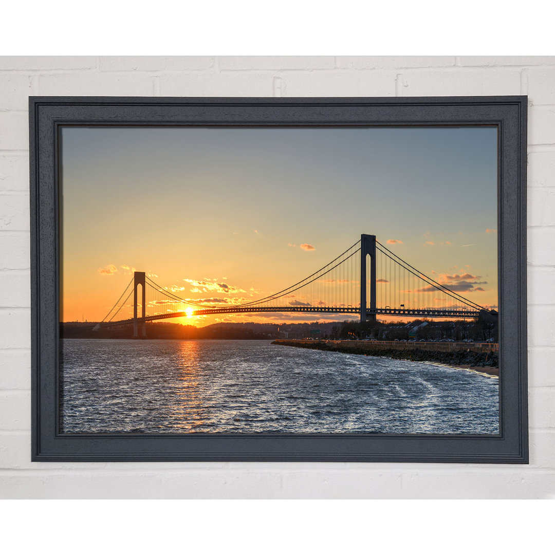 Gerahmter Fotodruck mit Blick auf die Brücke über dem Meer