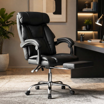 Fauteuil de direction à dossier haut en cuir de polyuréthane à coussins superposés, fauteuil de bureau pivotant inclinable verrouillable à 135 ° avec repose-pieds rétractable et accoudoirs rembourrés courbés