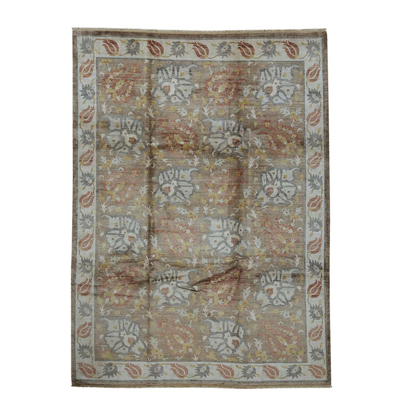 Wool Oriental Area Rug in Ivory