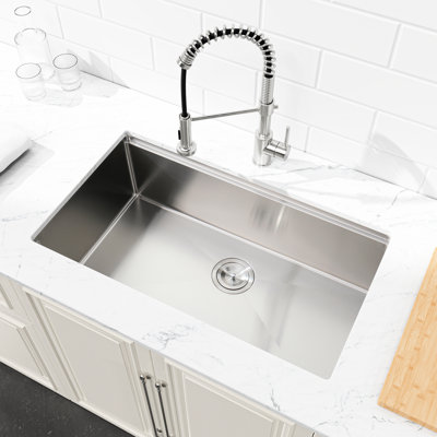 Stainless Steel Undermount Kitchen Sink 33X19 With Cutting Board. 304 Steel, . Scratch- Surface. Spacious Single Bowl. Sound Dampening. Rounded Corners For Bowl Sink. And Attractive. Brushed Finish.