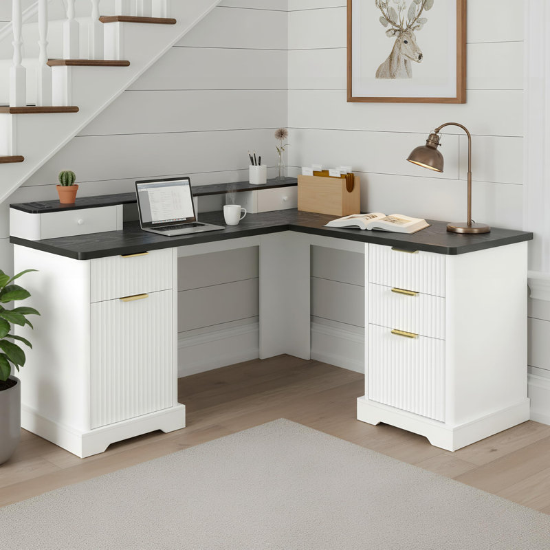 59'' Fluted Executive L Shaped Desk, Computer Corner Desks With Power Outlets, Black/White