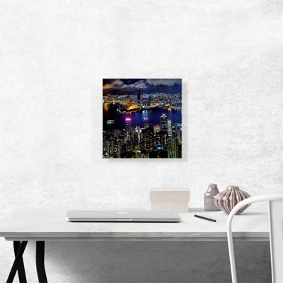 " Hong Kong At Night "
