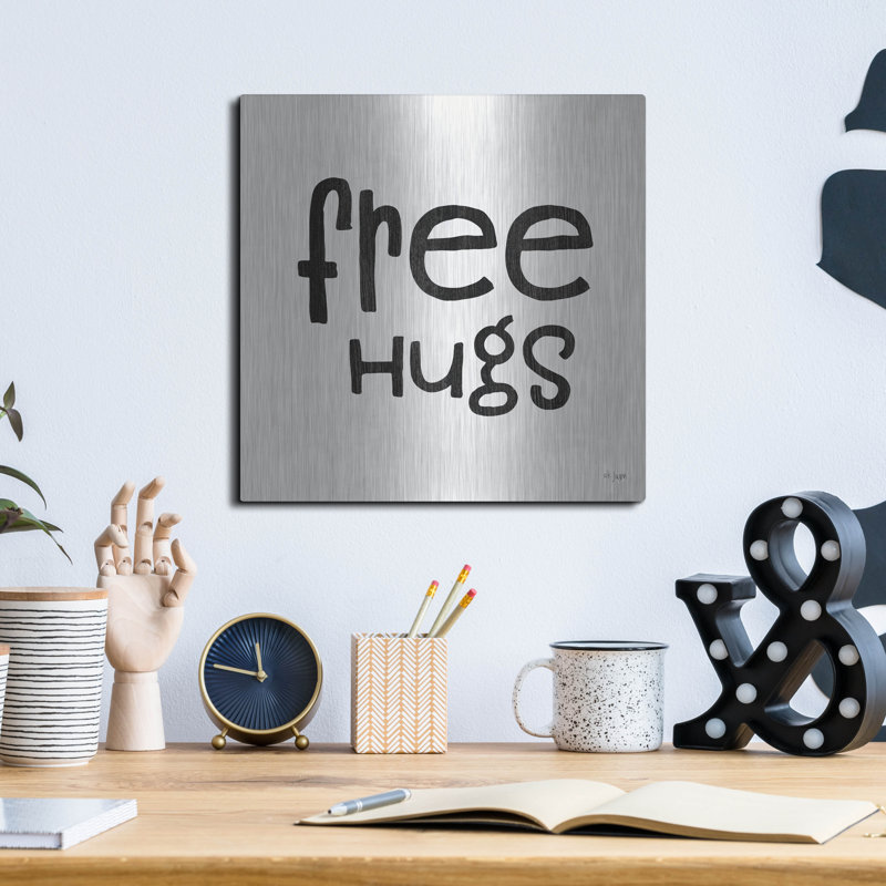 «Free Hugs» par Jaxn Blvd, H 12 po x l 12 po