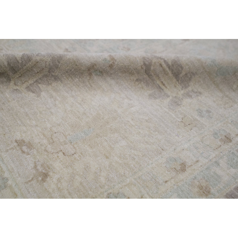 Hand Woven Wool Oriental Area Rug