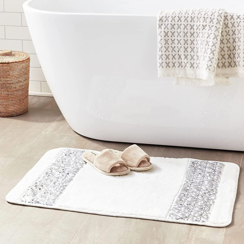 Ced Non-Slip Bath Rug, Sinatra White, 34" X 21"