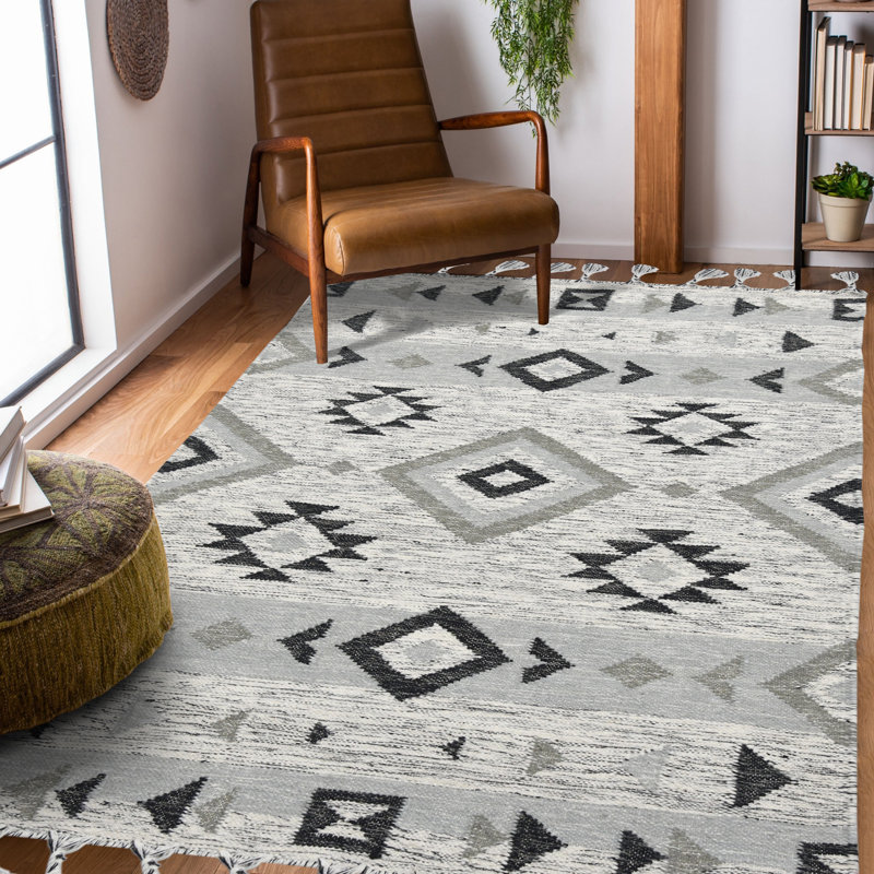 Oneil Wool Geometric Indoor Rug, Rectangle 5' x 8'