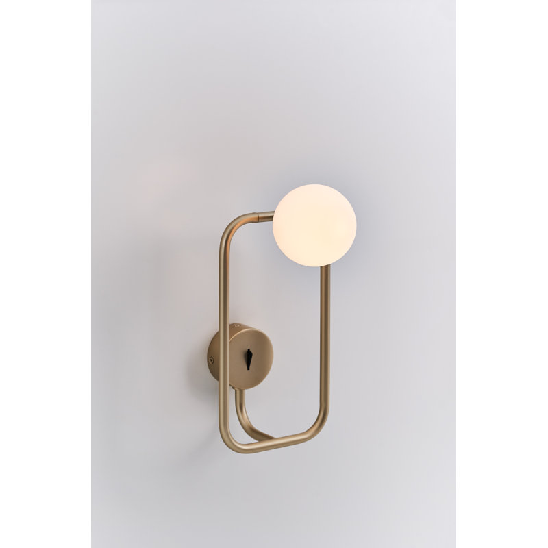 Emme 1 - Light Armed Sconce, Champagne Gold