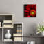 Art mural épique «Gerbera rouge sur noir 02» par Tom Quartermaine, art mural en verre acrylique, 12 po x 12 po