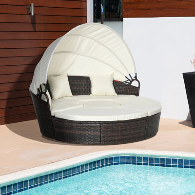 Wicker Patio Daybed with Cushions, Outdoor Round Daybed, Patio Sectional Sofa, All-Weather Rattan Seating Set for Backyard Poolside Garden, Cream White