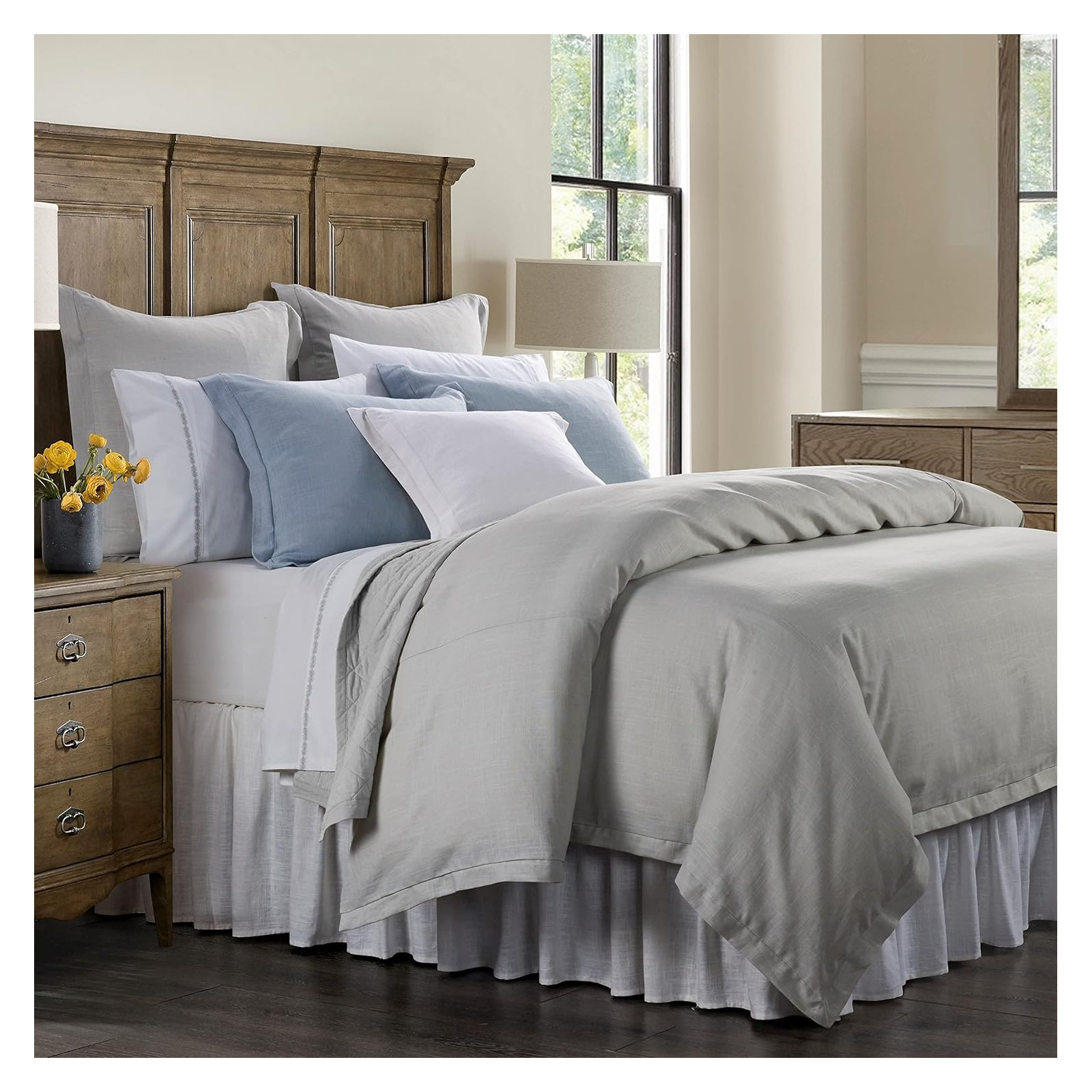 Queen Comforter + 2 Shams, Light Gray