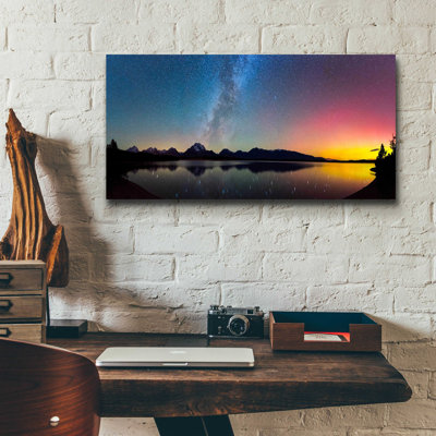 «Northern Lights over Jackson Lake» par Darren White, art mural en verre acrylique