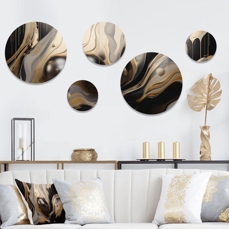Abstract Wall Decor on Metal