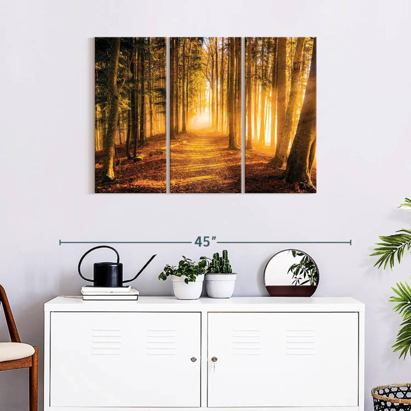 «Morning Forest Path», reproduction sur toile, H 24 po x l 38 po x P 1,25 po