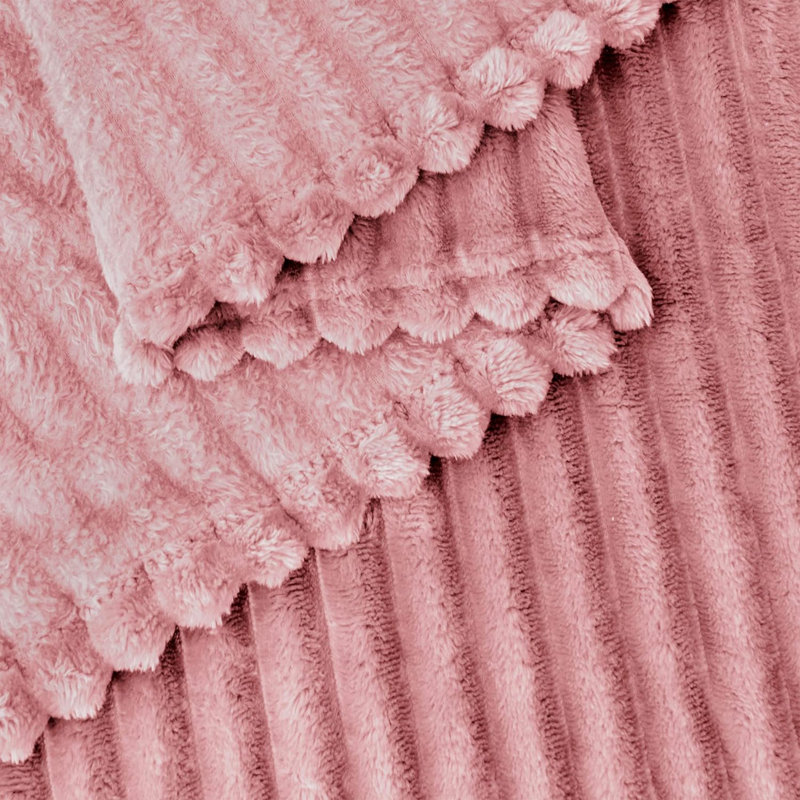 Jeté moelleux et moelleux Nestl, Jeté, Rose