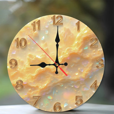 Tour d'horloge dorée chiffres irisés