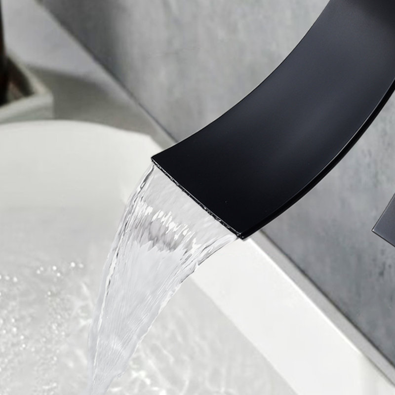 Robinet de salle de bain à large entraxe